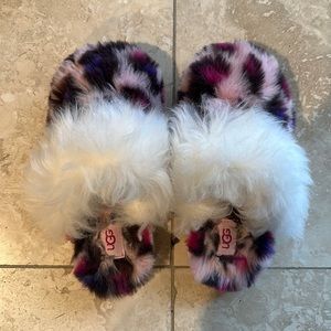 Girls size 13 Ugg slippers